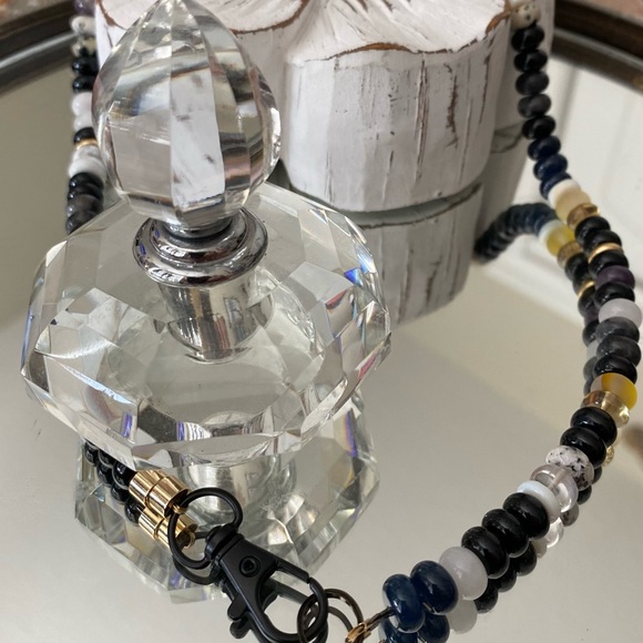 18” One-of-a-kind Jade necklace - Picture 9 of 9